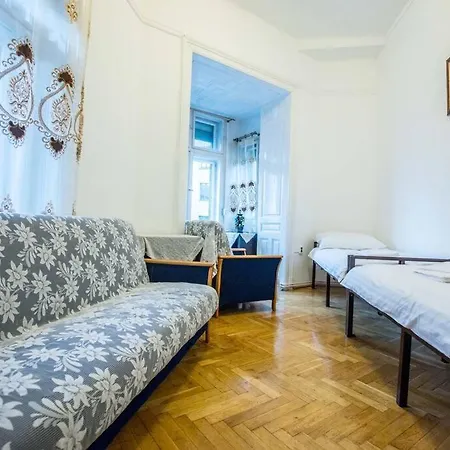 בית אירוח Keleti Center Big Flat Bedroom Private Use *