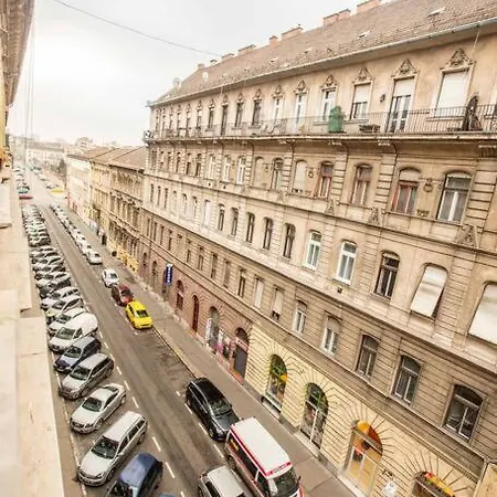 Keleti Center Big Flat Bedroom Private Use *