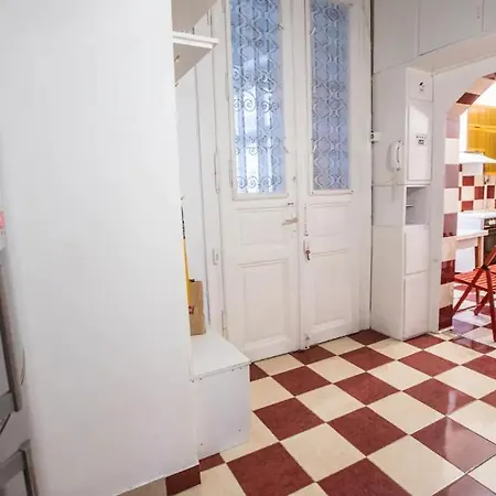 Keleti Center Big Flat Bedroom Private Use בית אירוח