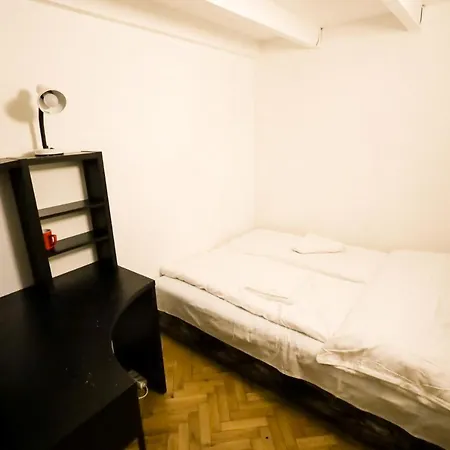Keleti Center Big Flat Bedroom Private Use * בודפשט