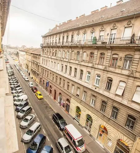 Keleti Center Big Flat Bedroom Private Use *
